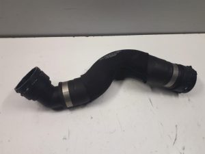 18093815 – 4M0122101CL – Kühlerschlauch
