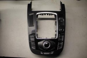 17811410 – 8T0919609WFX – Regelunit Multi Media