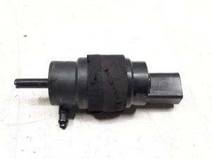 21366950 – 8K5955647 – Scheibensprüherpumpe vorne