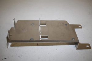 17803340 – 8K0971845L – Steun (diversen)