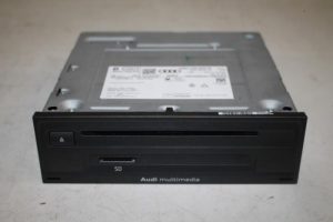 17819446 – 4M0035840B – Regelunit Multi Media