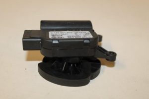 17789833 – 8E2820511C – Heater valve motor