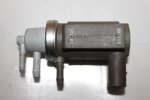 17793811 – 059906627C – Vacuum ventiel