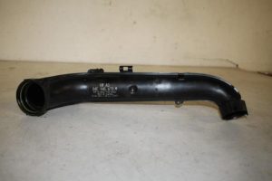 17821392 – 04E145673M – Intercooler Buis