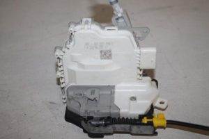 17806836 – 8J1837016E – Deurslot Mechaniek 4Deurs rechts-voor