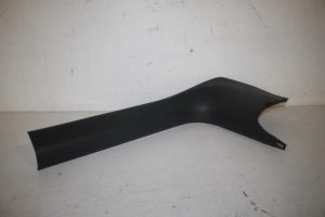 17809704 – 8W1867272A4PK – A-stijl Afdekkap rechts