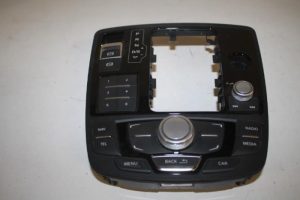 17802882 – 4G1919612C – Regelunit Multi Media