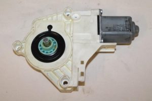 17788072 – 8K0959811 – Door window motor