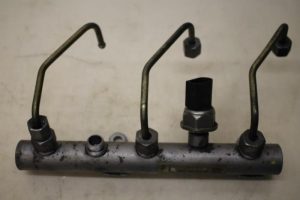 17796453 – 059130089AB – Brandstofverdeler