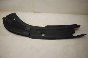 17796291 – 8N0860442E – Headlight cover right