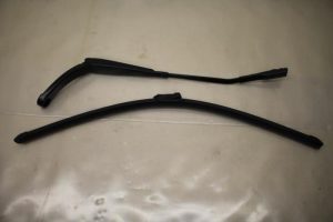 17798452 – 8V1955407B1P9 – Front wiper arm