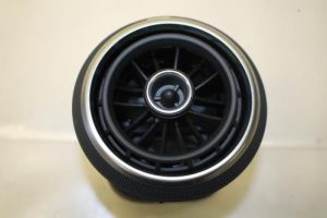 17798463 – 8V0820901B6PS – Luftgitter Armaturenbrett