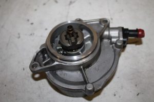 17824661 – 057145100AC – Vacuumpomp (Diesel)