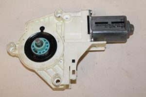 17788071 – 8K0959801A – Door window motor