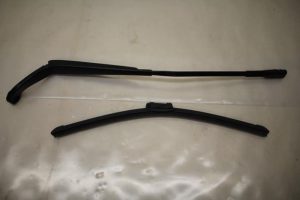 17798448 – 8V1955408B1P9 – Front wiper arm