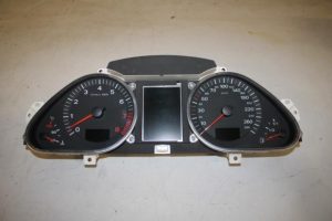 17827868 – 4F0920931T – Instrumentenbrett