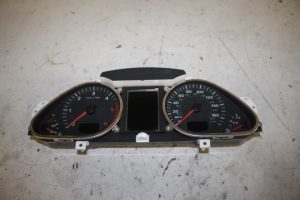 17824344 – 4F0920981F – Instrumentenbrett