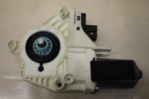 17798662 – 8T0959802A – Door window motor