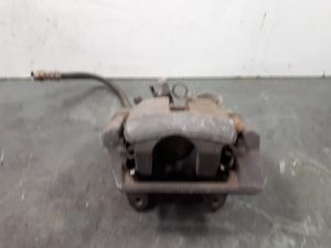 18794792 – 8E0615423H – Remklauw (Tang) links-achter