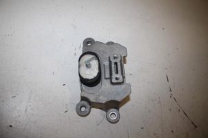 17809546 – 8K0399115T – Getriebe Halterung