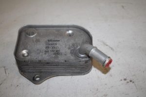 17805744 – 06B117021 – Oliekoeler
