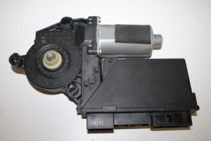 17802252 – 4E0959802C – Door window motor