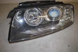 17819378 – 4E0941003M – Koplamp links