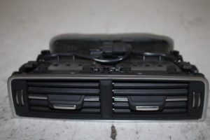 17815042 – 4M0819203C6PS – Lüftungsgitter hinten