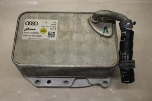 17800715 – 059117015K – Oliekoeler