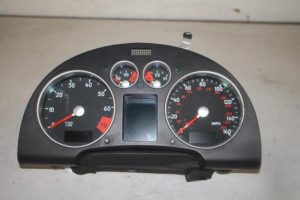 17828902 – 8N2920930A – Instrumentenbrett