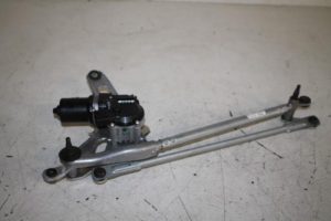 17810968 – 8W6955023 – Wiper motor + mechanism