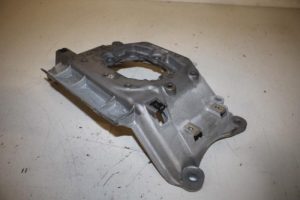 17823414 – 8K0399263BH – Steun (diversen)