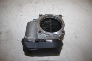 17823671 – 06E133062C – Gasklephuis