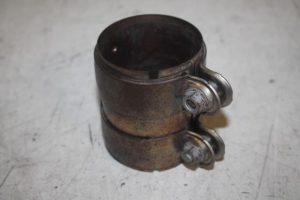 17808761 – 8W0253141A – Uitlaat Pijpverbinding