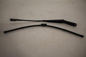 17802136 – 4G1955407C1P9 – Ruitenwisserarm voor