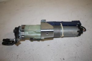 17805335 – 4L0827852B – Sluithulpmotor achterklep