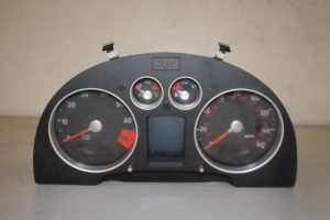 17826936 – 8N2920930C – Instrumentenbrett