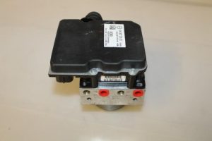 17792716 – 8K0614517GM – ABS Pumpe