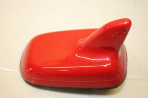 17798442 – 8V0035503JY3J – GPS antenna