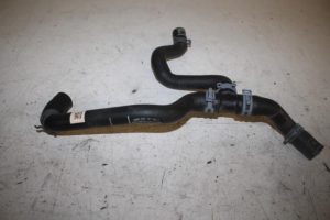 17811833 – 8K0121030K – Kühlerschlauch