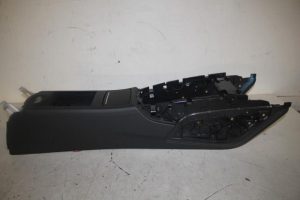 17811411 – 4G0863244B24A – Mittelkonsole