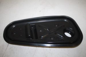 17817020 – 80A837916 – Deurplaat 4Deurs rechts-voor