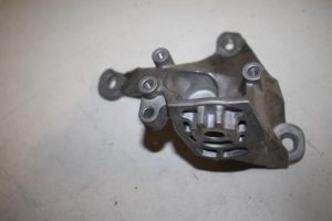 17817820 – 4H0399113E – Getriebe Halterung