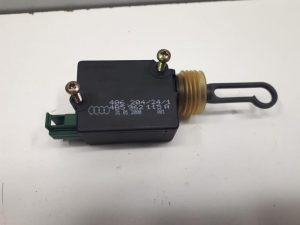 18048401 – 4B5962115A – Slotmechaniek Achterklep