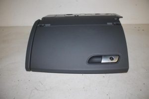 17806983 – 4G8857035D24A – Handschuhfach