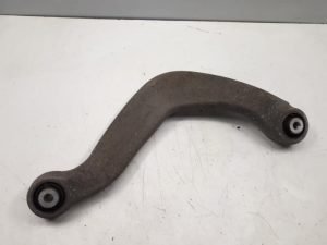 22006936 – 8K0505323H – Draagarm boven links-achter
