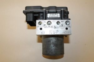 17790884 – 8E0614517BD – ABS Pumpe