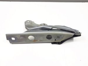 20550071 – 4G8823302EX7P – Bonnet Hinge