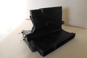 17789271 – 7L0820352B – Luchtgeleider