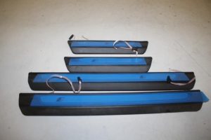 17820349 – 4M0947405B – Dorpel links